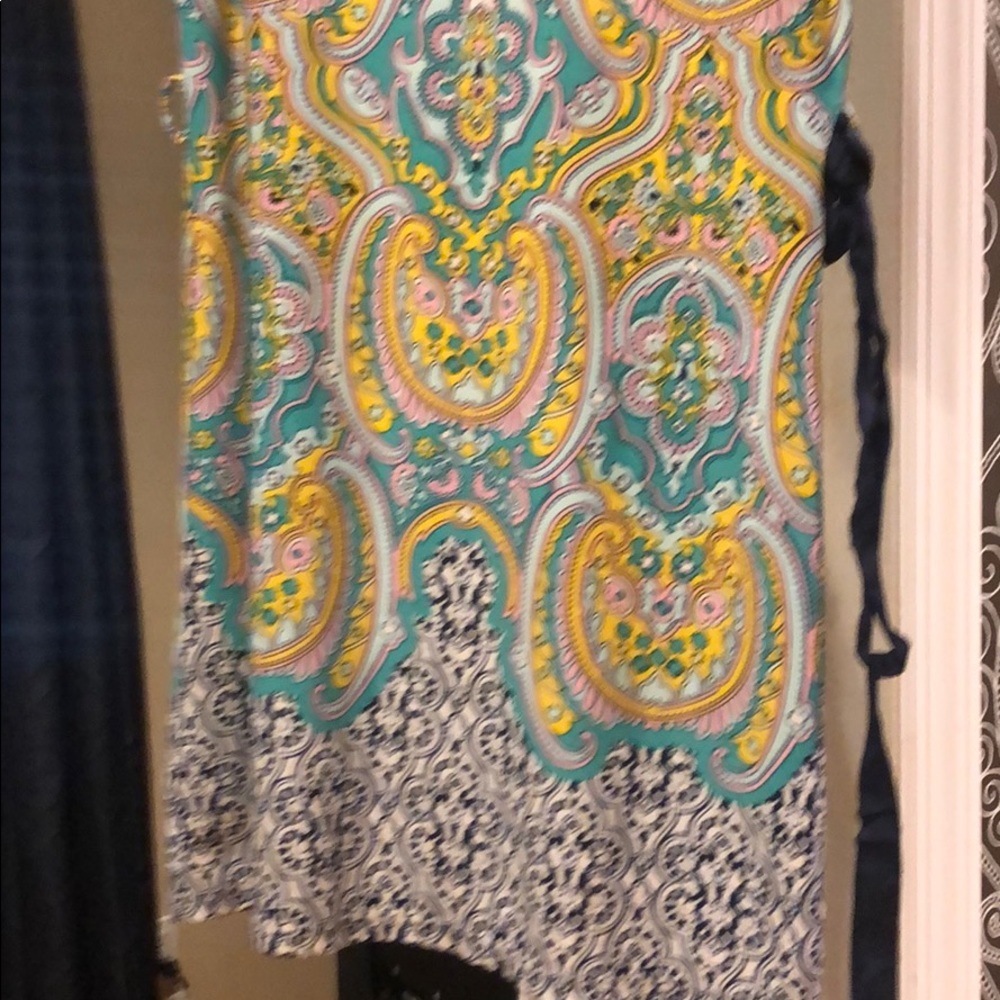 Dress - Picture 3 of 3